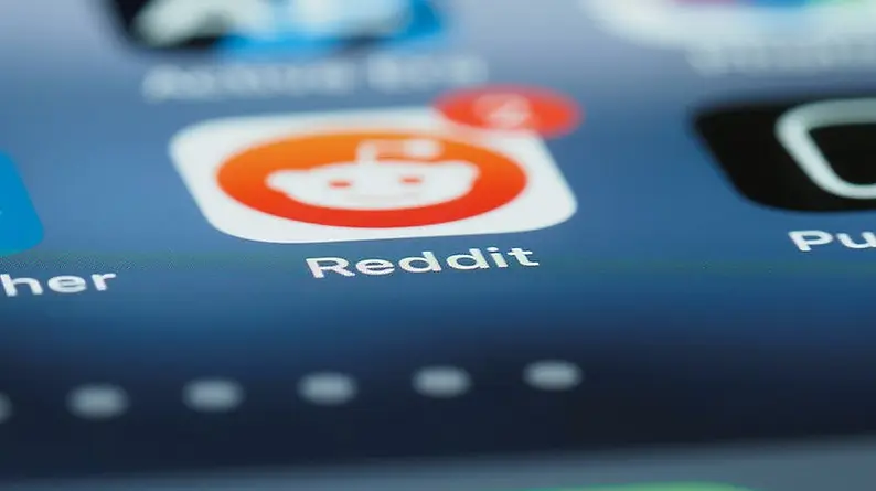 Reddit Testing Labels & App