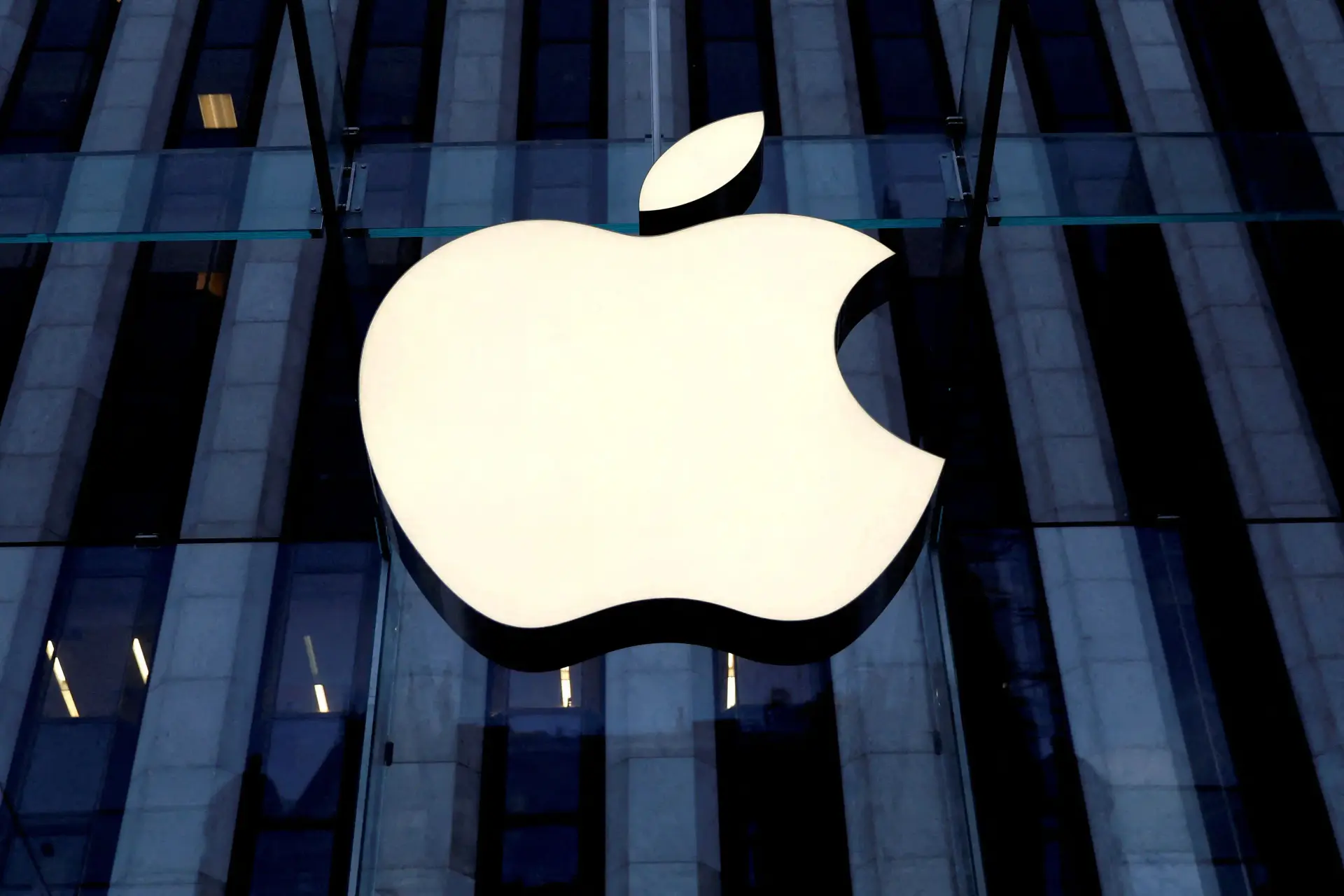 Wir können mehrere Vorhersagen über die Zukunft des Fertigungsmarktes von Apple treffen.