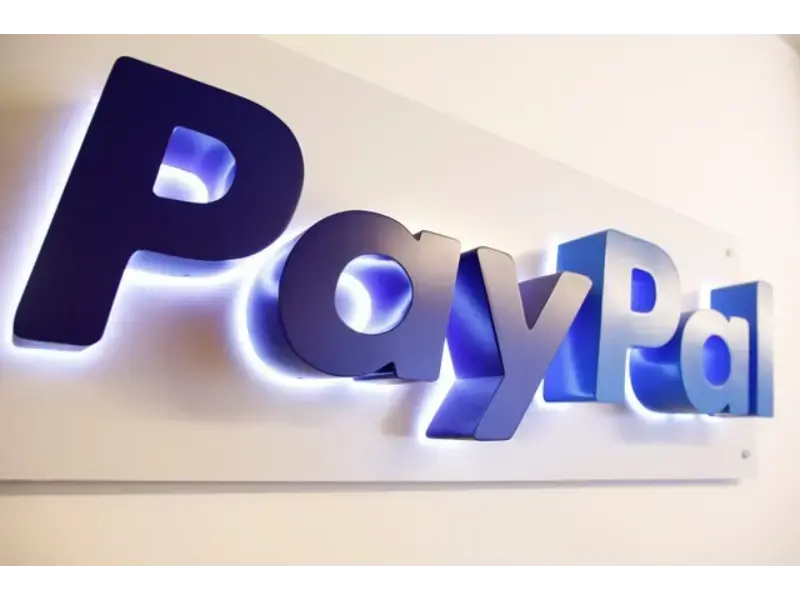 PayPal’s new CEO turns to AI to revive share price