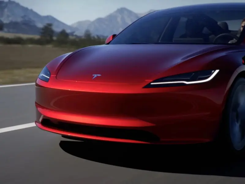Les bénéfices de Tesla déclinent alors que la demande se refroidit