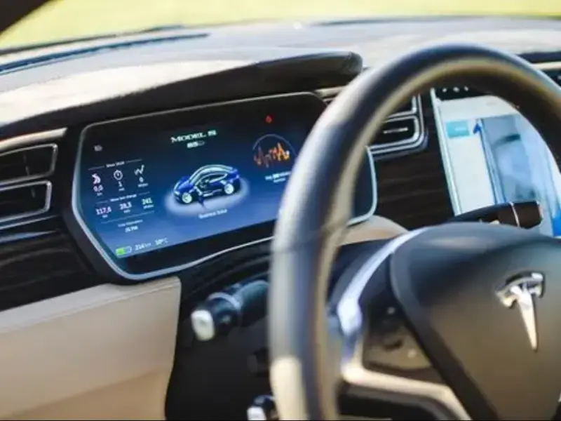 Why I love Tesla so much more than BYD – a (strong) personal opinion