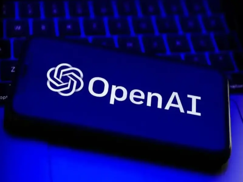 ¿Quién está en la junta directiva de OpenAI?
