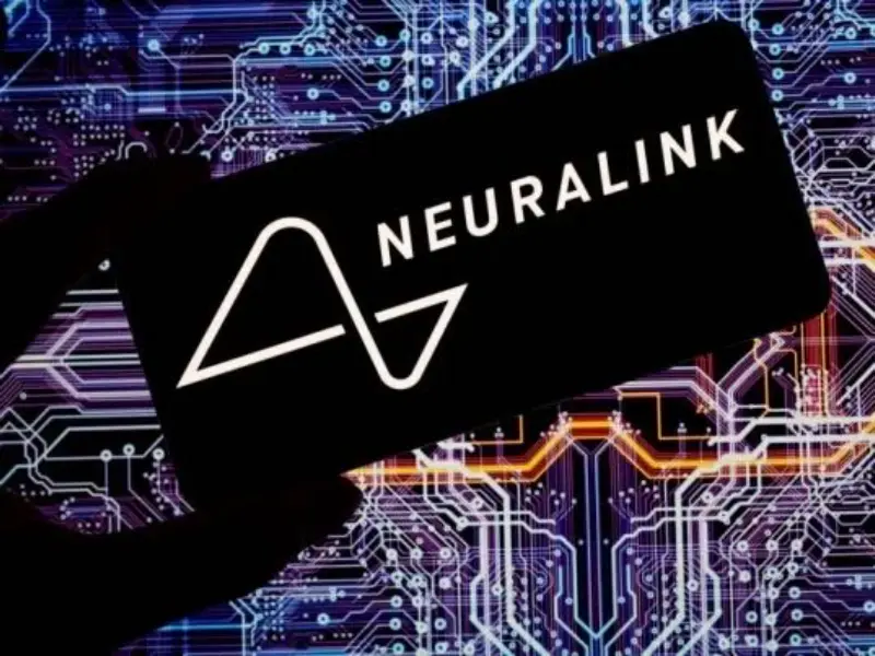 El primer implante cerebral en humanos de Neuralink experimenta un problema