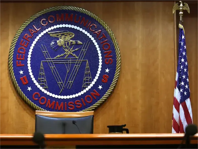 FCC تطلب من الكونغرس المزيد من الأموال لإزالة معدات الاتصالات الصينية