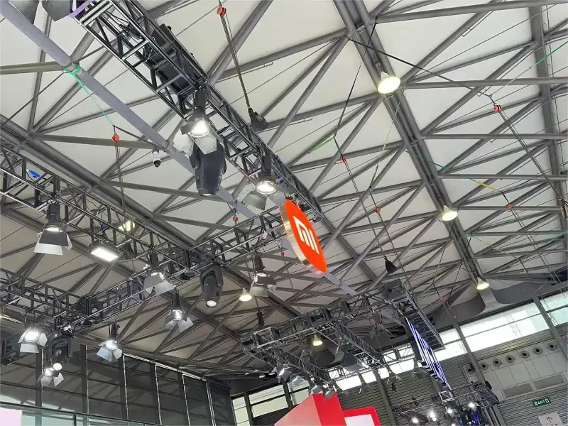 Titanes tecnológicos presentan innovaciones revolucionarias en el MWC 2024
