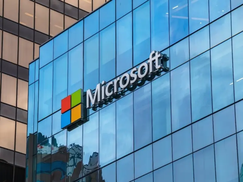 マイクロソフト、新規アカウントでパスキーをデフォルトに設定