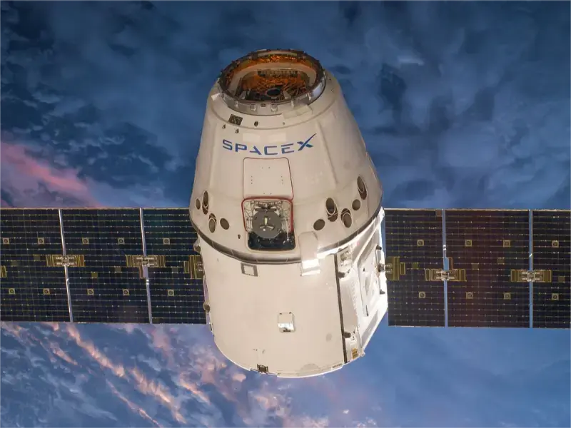 Un tribunal américain rejette les contestations de l'approbation de la FCC pour les satellites SpaceX