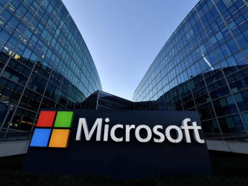 マイクロソフトの業績不振が AI 市場の再評価を引き起こす