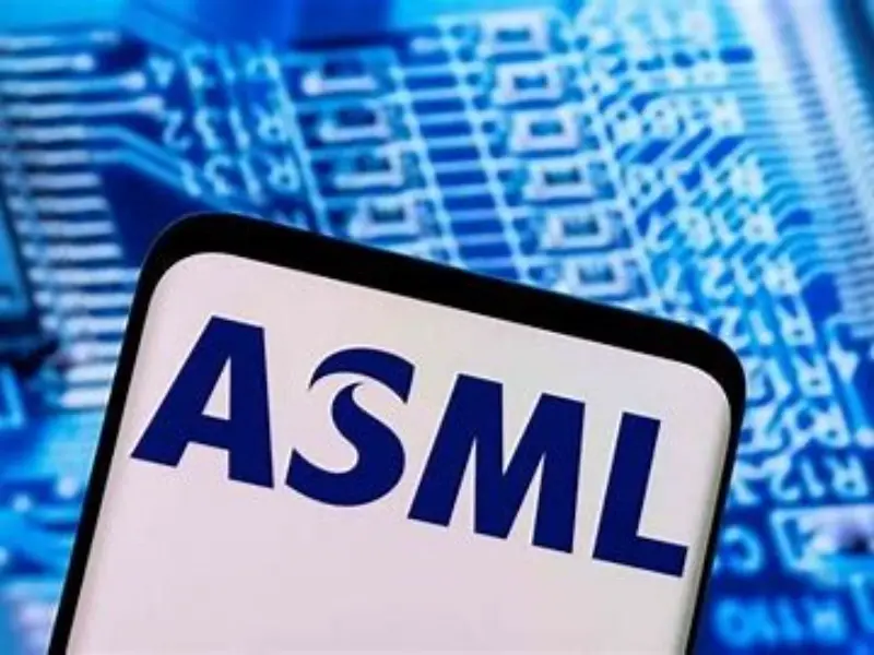 Bénéfices et commandes d'ASML en forte hausse au T2 grâce à la demande en IA