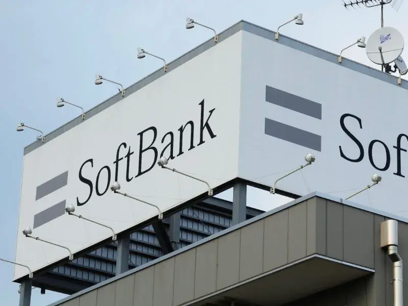 SoftBank plots AI comeback