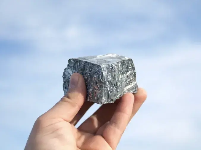 Altrove uses AI models and lab automation to create new materials