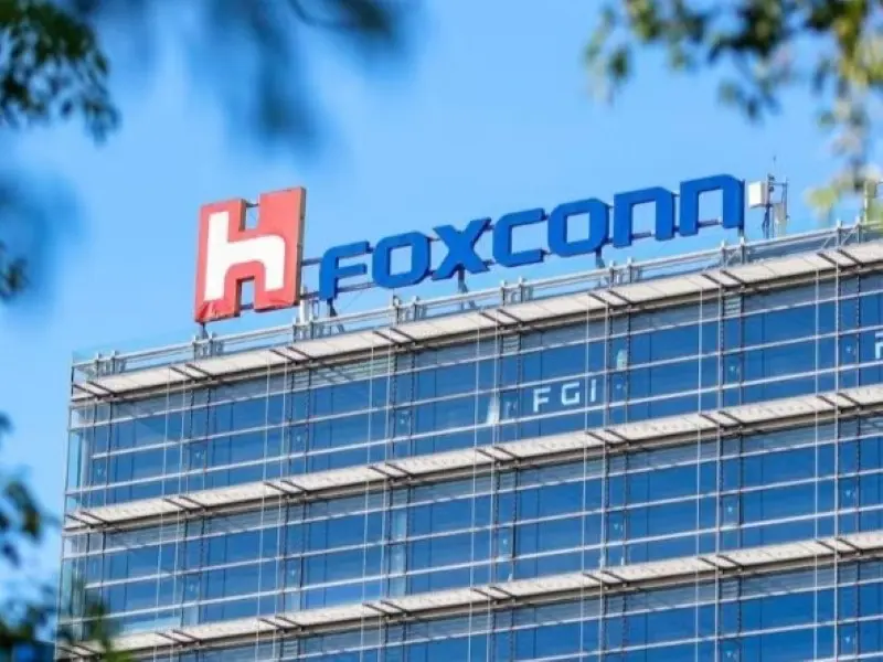 Foxconn 搭乘 AI 浪潮，实现不可阻挡的 Q3 增长