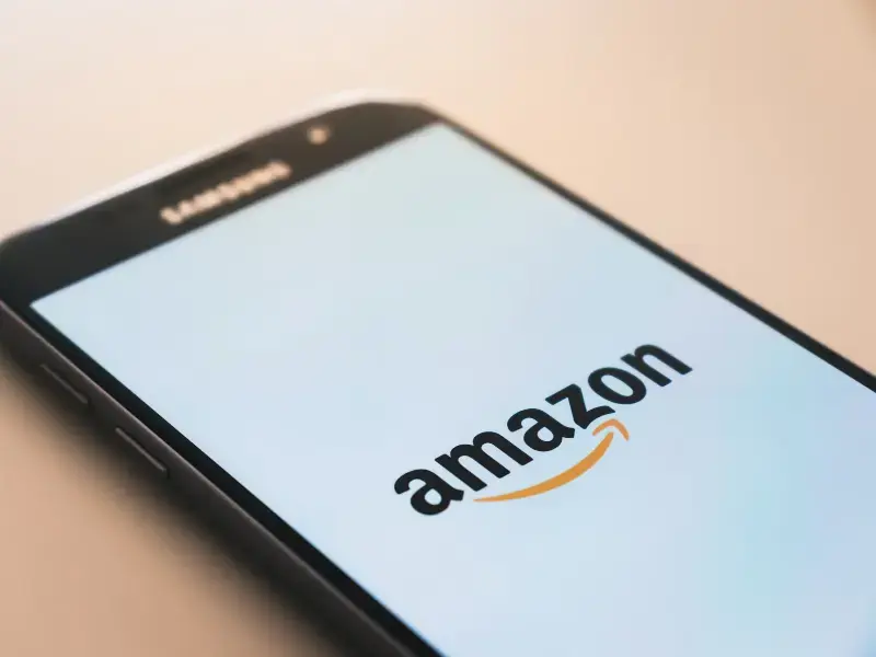 アマゾン、米国物流・輸送オペレーションの時給を 22 ドル超に引き上げ