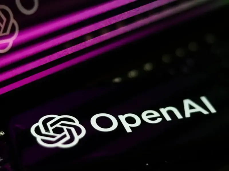 Apple se retire du financement d'OpenAI alors que les géants de la technologie se disputent la domination de l'IA