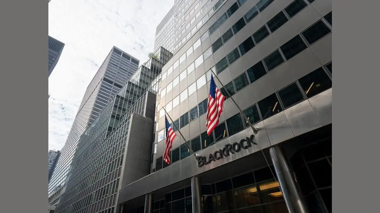 BlackRock investit 679 M$ dans les centres de données au Royaume-Uni lors de la visite de Trump