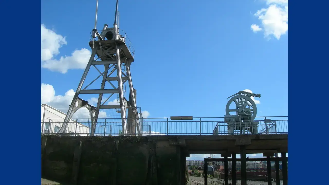 Vereinigtes Königreich verleiht Denkmalschutz für Greenwich-Kabelmaschinen
