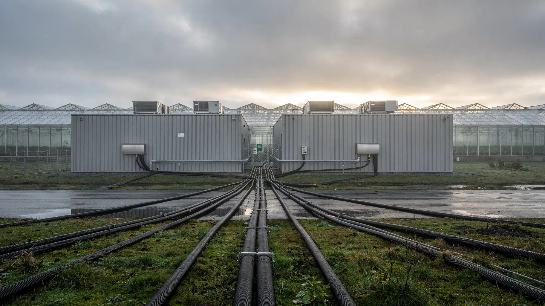 Greenhouse Datacenters は相互接続の物語を公開し、電力の上限は語らない