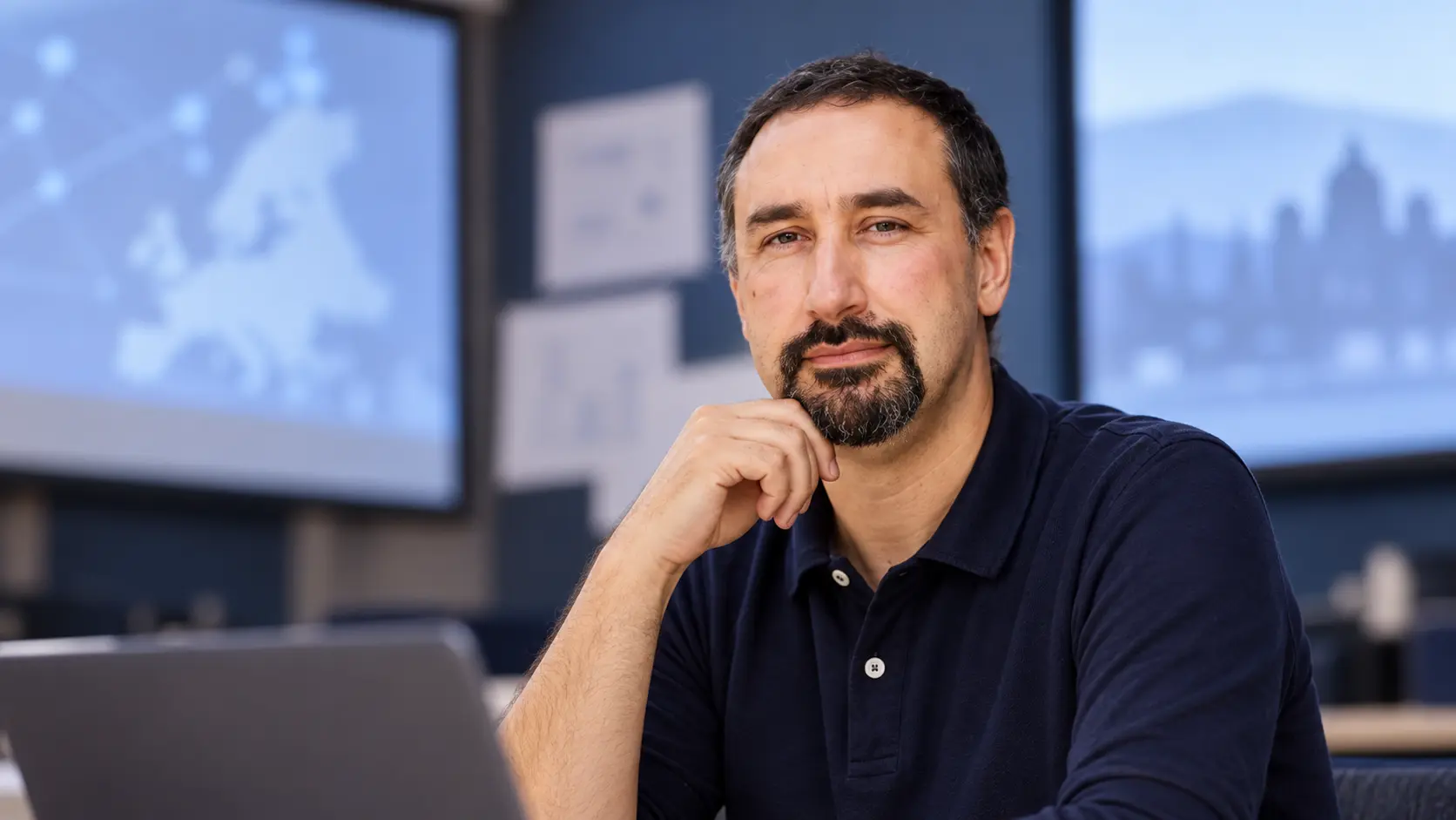 Massimiliano Stucchi Put a RIPE 93 Slot on the Ten-Minute Clock