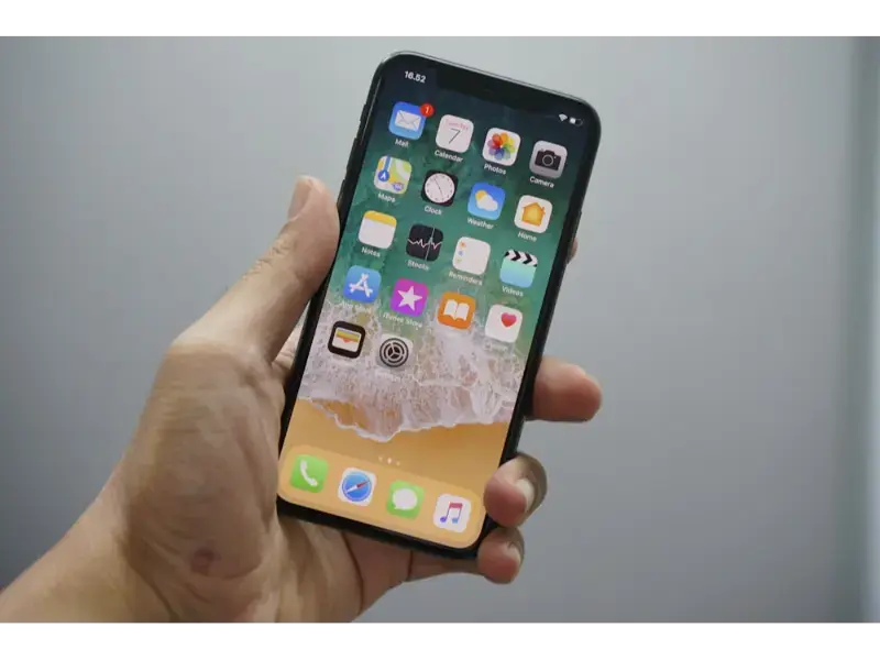 Caída de las ventas del iPhone de Apple en China en medio de una feroz competencia