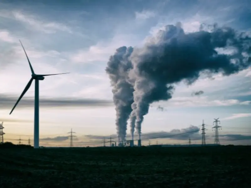 世界のデータセンター業界、2030 年までに 25 億トンの CO2 を排出へ