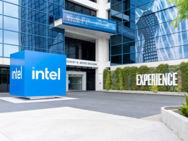 Apollo Global Management negocia inversión de $5B en Intel