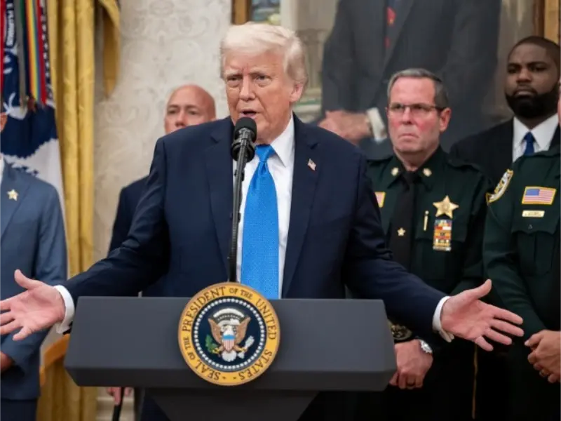 Trump pousse pour un spectre de 600 MHz afin de renforcer la connectivité américaine