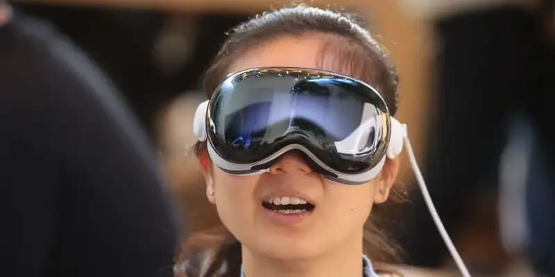 Se reportó que el Apple Vision Pro fue inundado de devoluciones