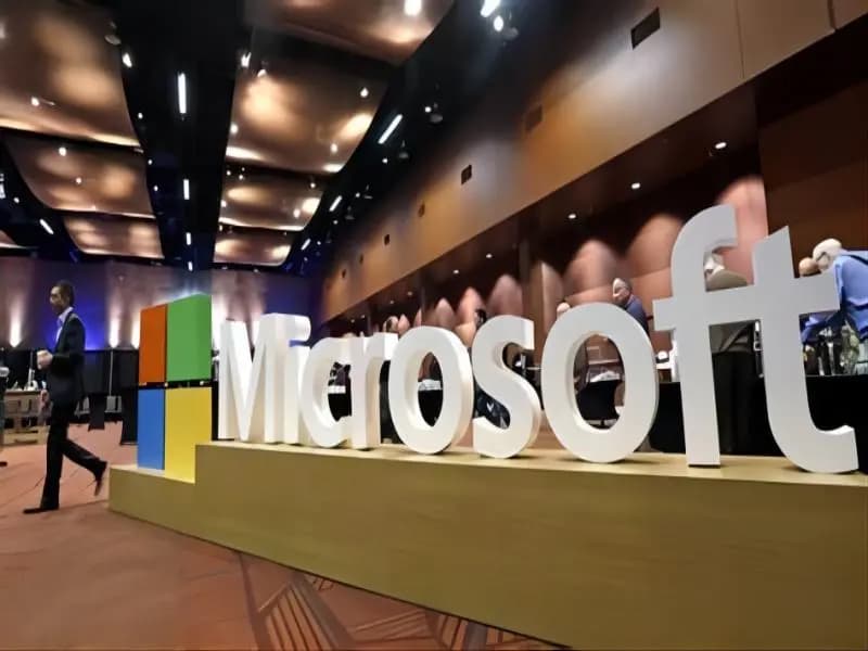 Office 2016 と 2019 のサポート終了（2025 年）