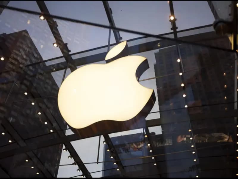Apple 宣布将推出高端超薄 iPhone