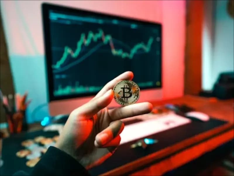 La Russie évalue le risque d'adopter la crypto pour les paiements internationaux
