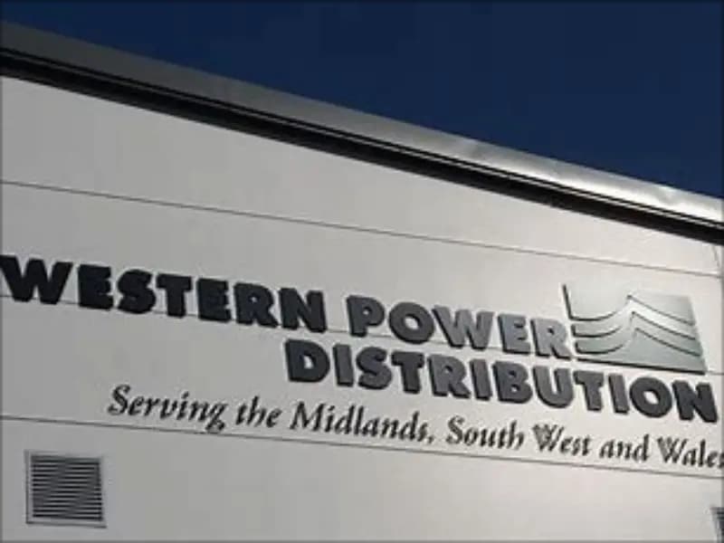 ما هي الخدمات التي تقدمها Western Power Distribution؟