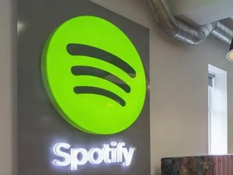 الرئيس التنفيذي لـ Spotify يكشف عن نسخة ديلوكس مع صوت عالي الدقة