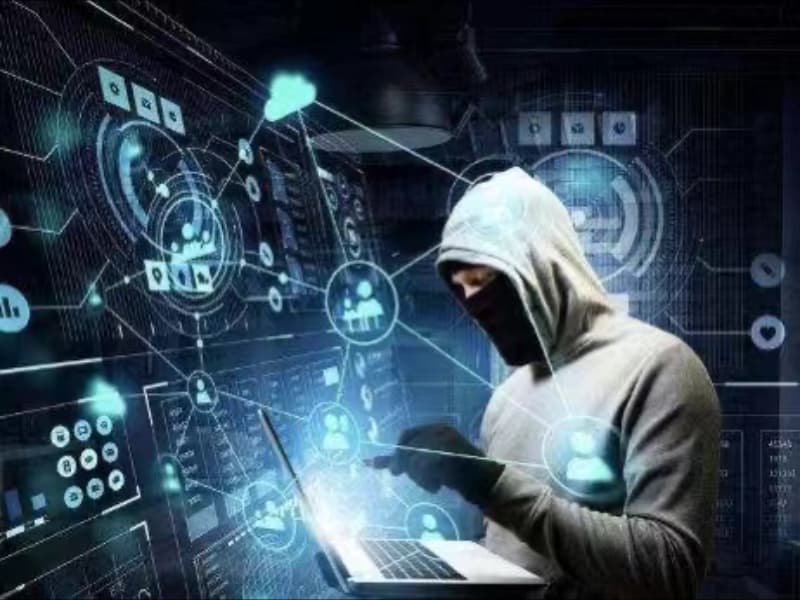 对抗在线 AI 内容收割器需自动化