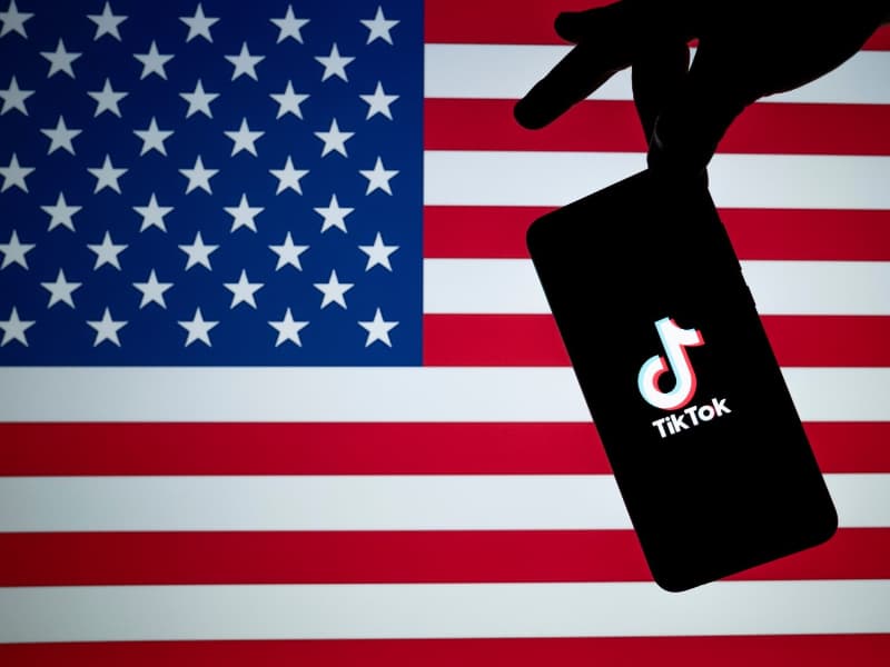 米司法省、TikTok が米国ユーザーの機微な問題に関する見解を収集したと主張