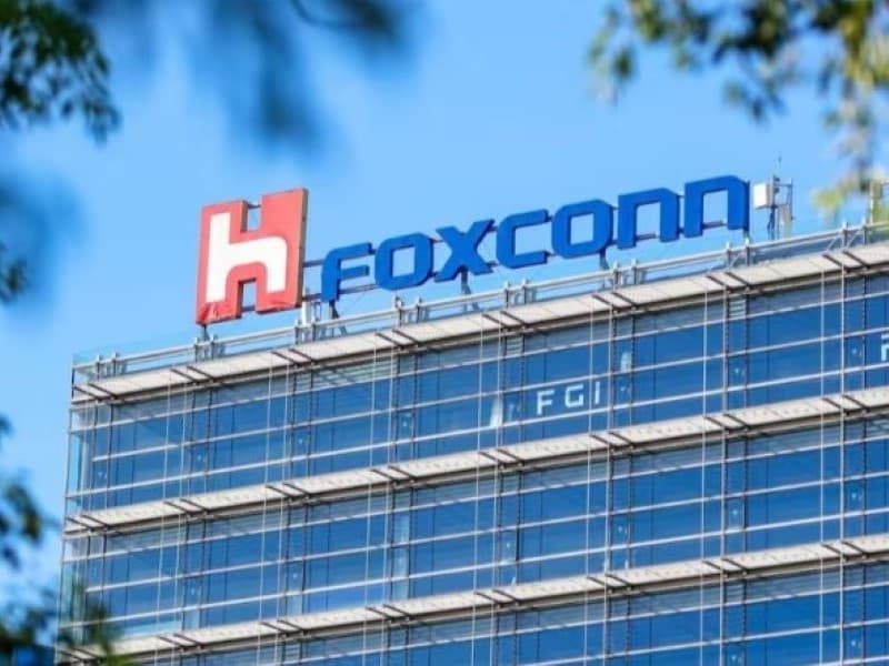 Foxconn 在 AI 服务器需求激增中展现韧性增长