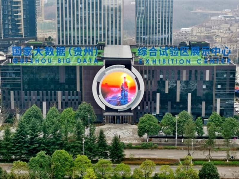 China invests over $6.1B in 8 major computing hubs