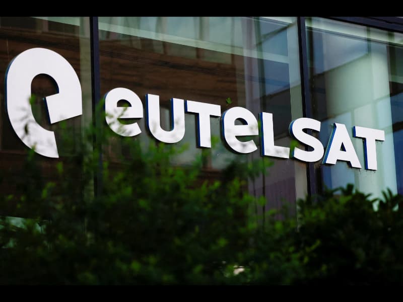 Eutelsat 与法国军方达成 13 亿美元协议