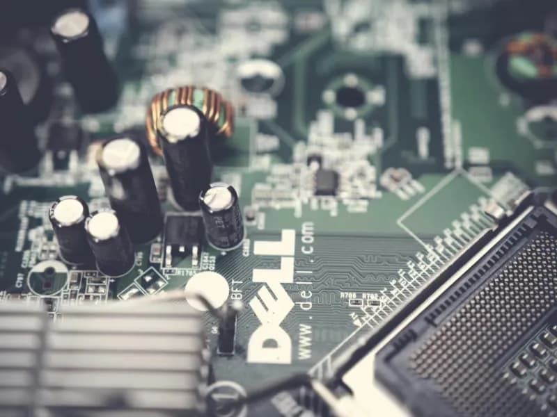 تعاون Dell و Super Micro لبناء حاسوب xAI الفائق