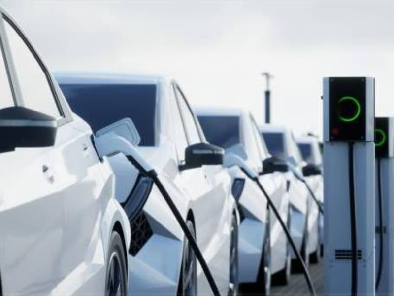 La technologie de boîte de vitesses à bas coût de Renault prospère sur le marché des hybrides