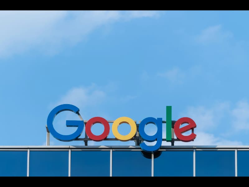 Google se asocia con Italia para expandir la red de cables submarinos en Sicilia