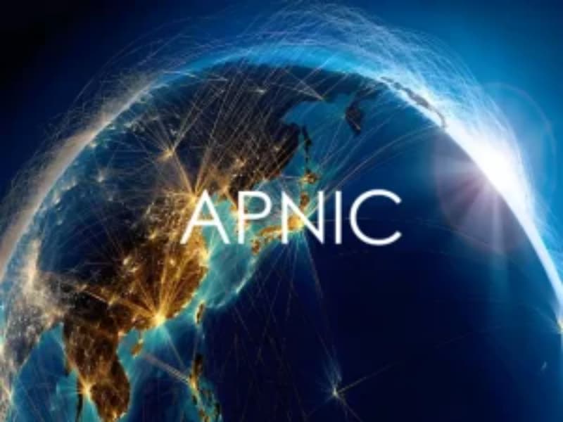 APNIC jette des ponts aux frontières lors de HKNOG 13.0 à Hong Kong