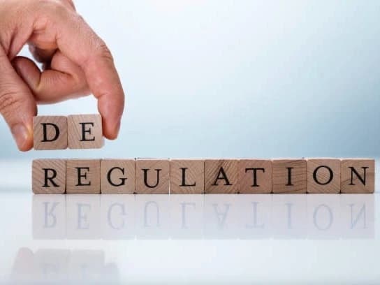 FCC reduce regulaciones para impulsar la innovación en telecomunicaciones de EE. UU.