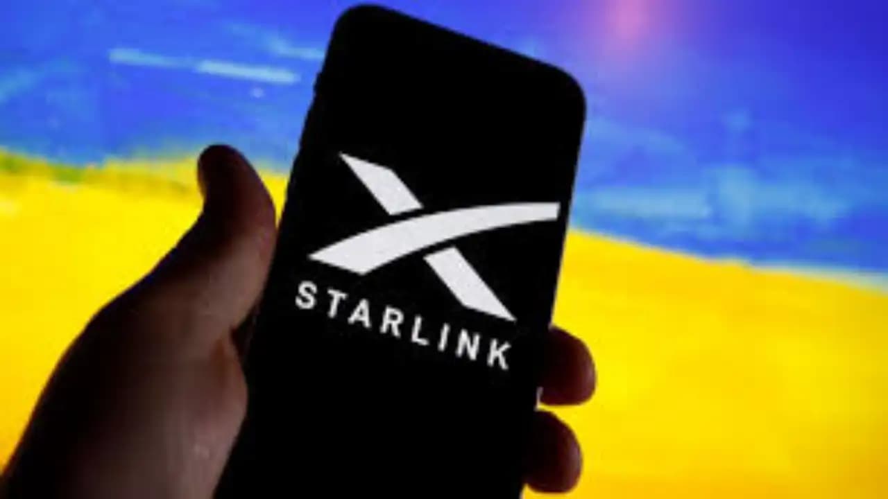 L'Ukraine lancera le service mobile Starlink d'ici 2026