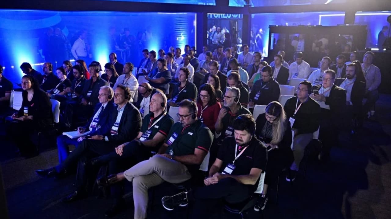 5G、AI、持続可能性が FUTURECOM 2025 での議論を主導