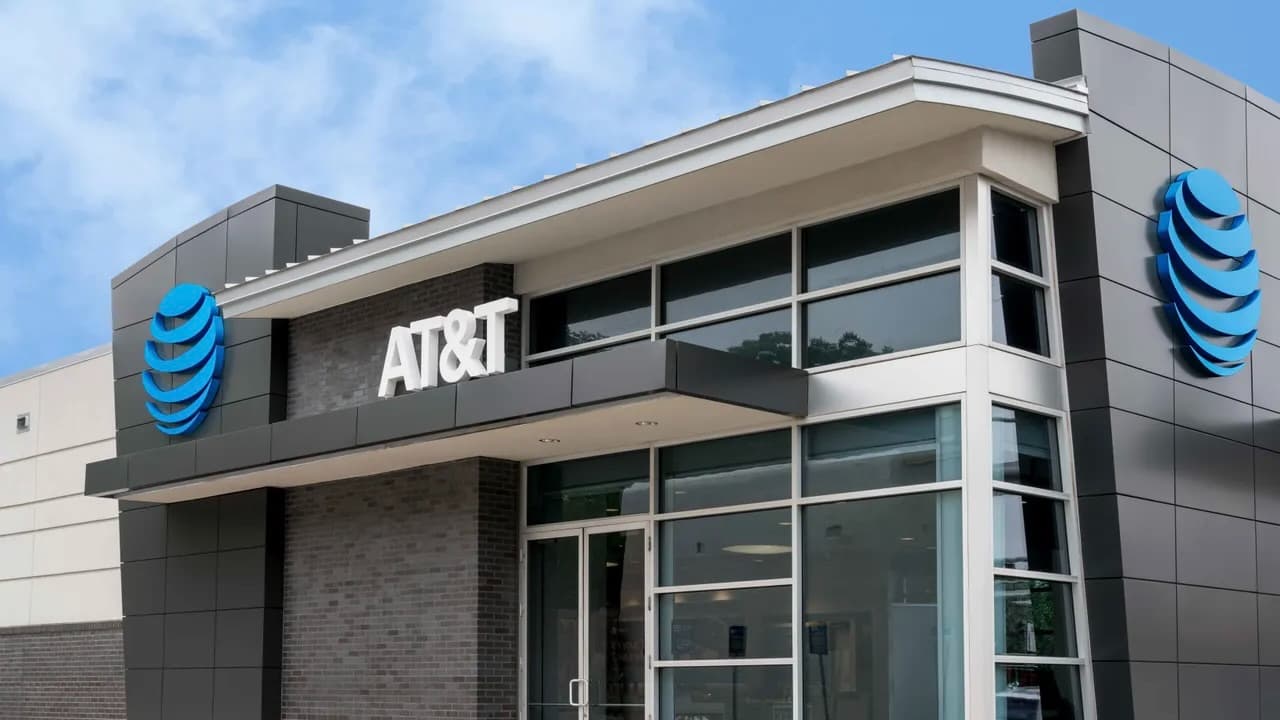 AT&T 在纽约 G 线地铁隧道推出 5G 网络