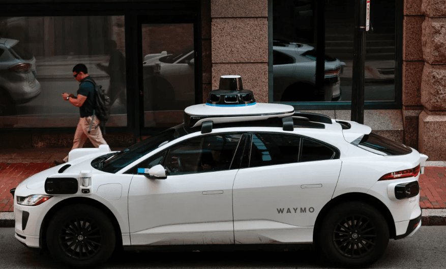 Waymo alcanza una valoración de $126 mil millones tras una importante ronda de financiación