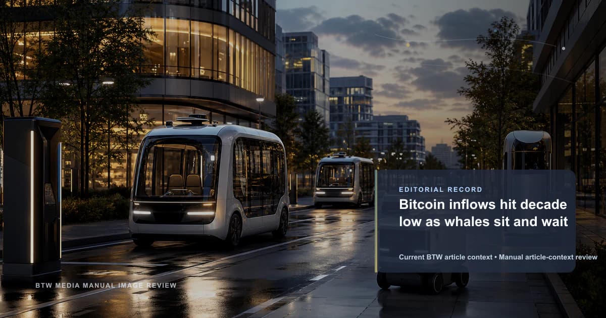 Entradas de bitcoin caem para mínima da década, baleias esperam