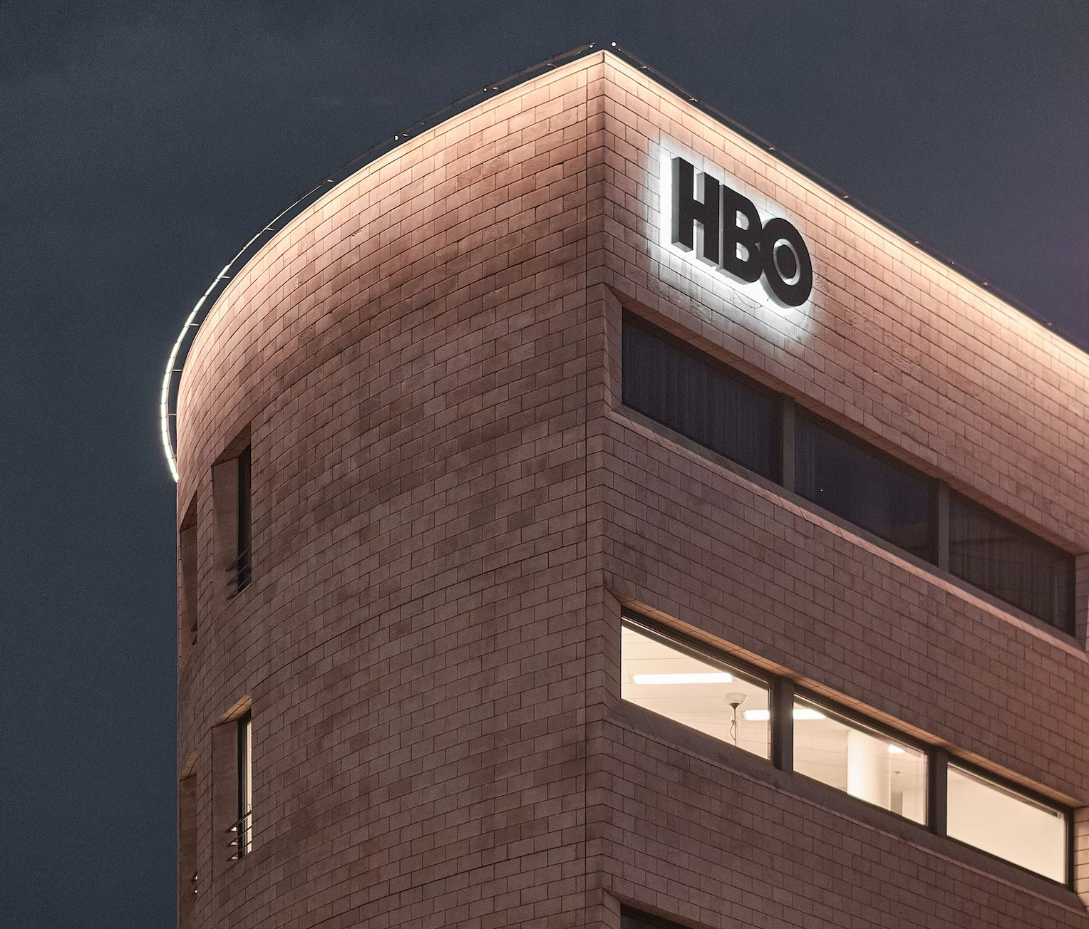 A-building-with-a-sign-that-says-HBO.