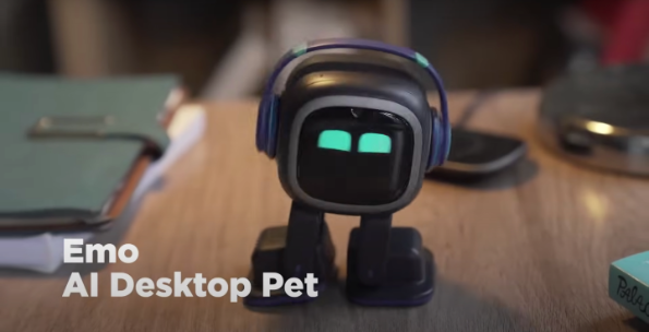 EMO-AI-Desktop-pet