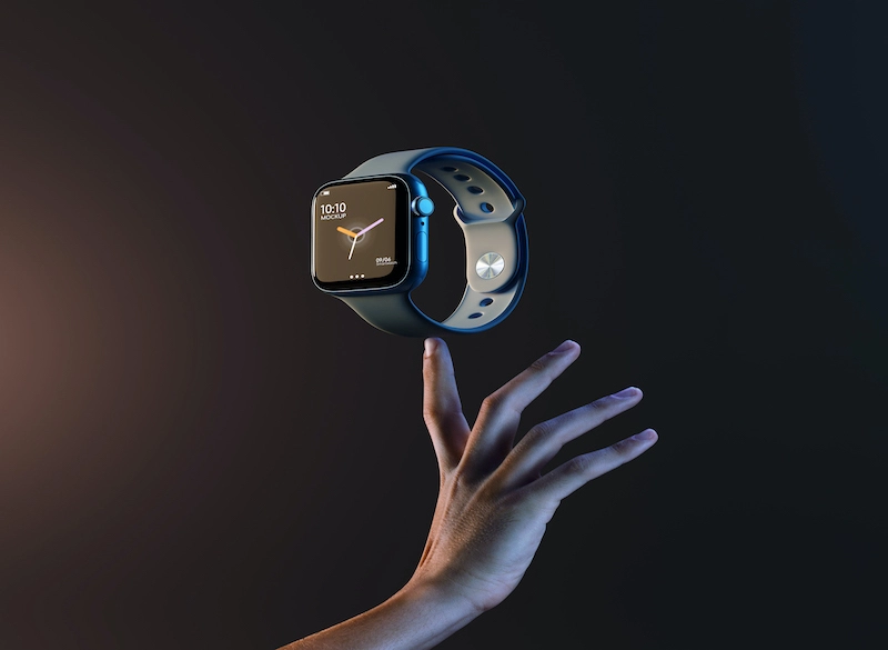 -new-smartwatch-balancing-with-hand-